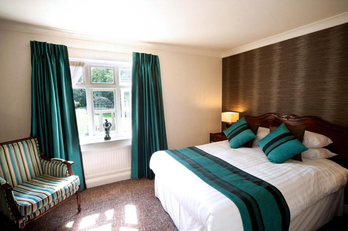 Wrexham Llyndir Hall Hotel, BW Signature Collection Честър Екстериор снимка