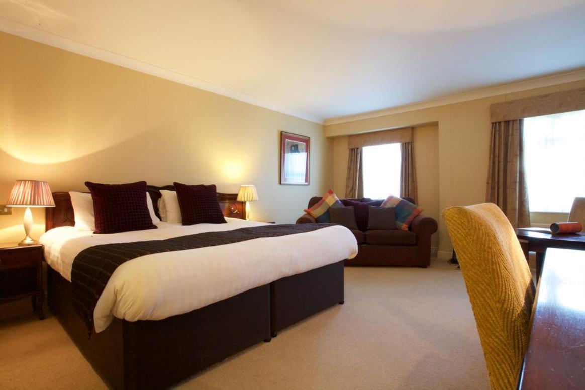 Wrexham Llyndir Hall Hotel, BW Signature Collection Честър Екстериор снимка