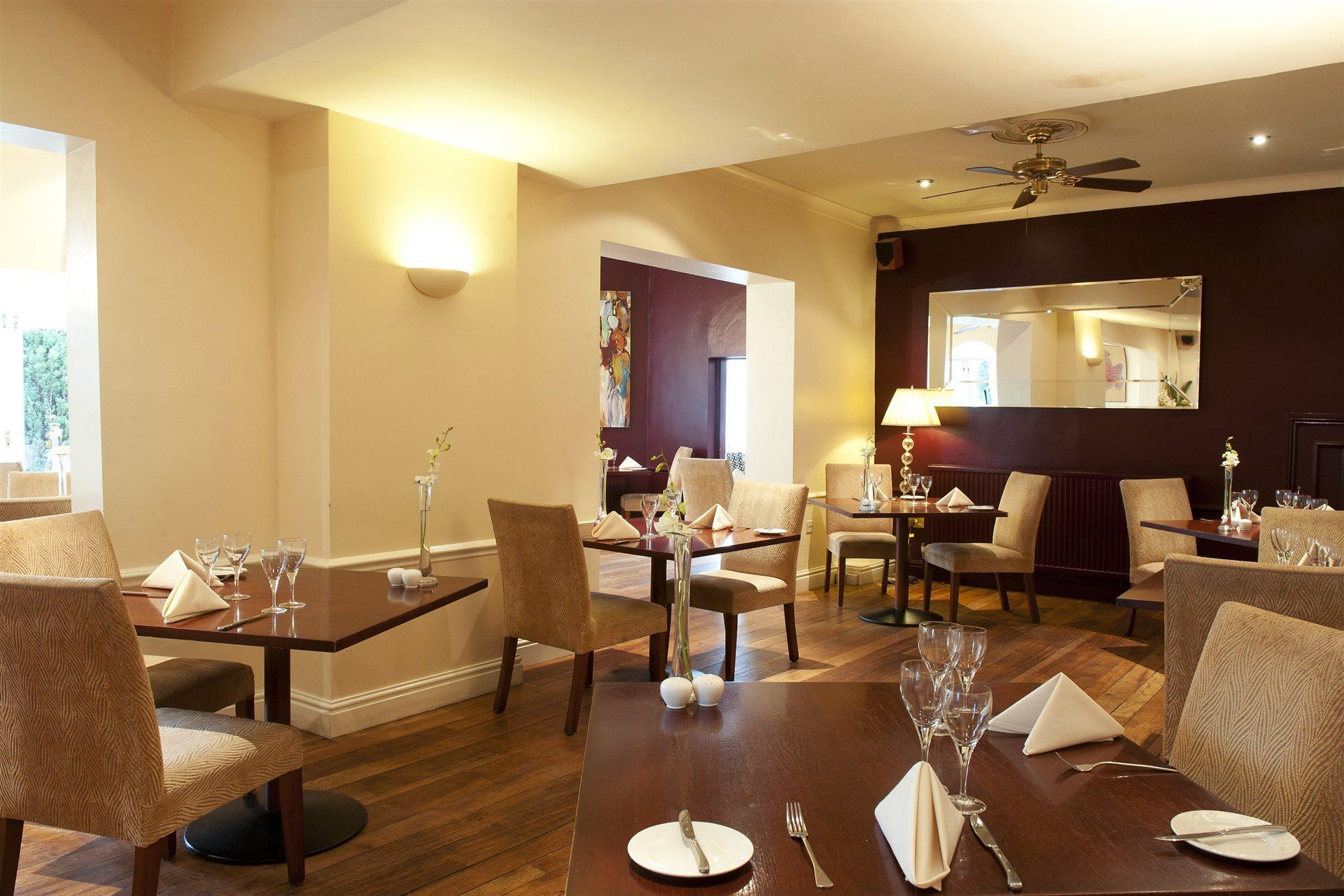Wrexham Llyndir Hall Hotel, BW Signature Collection Честър Екстериор снимка