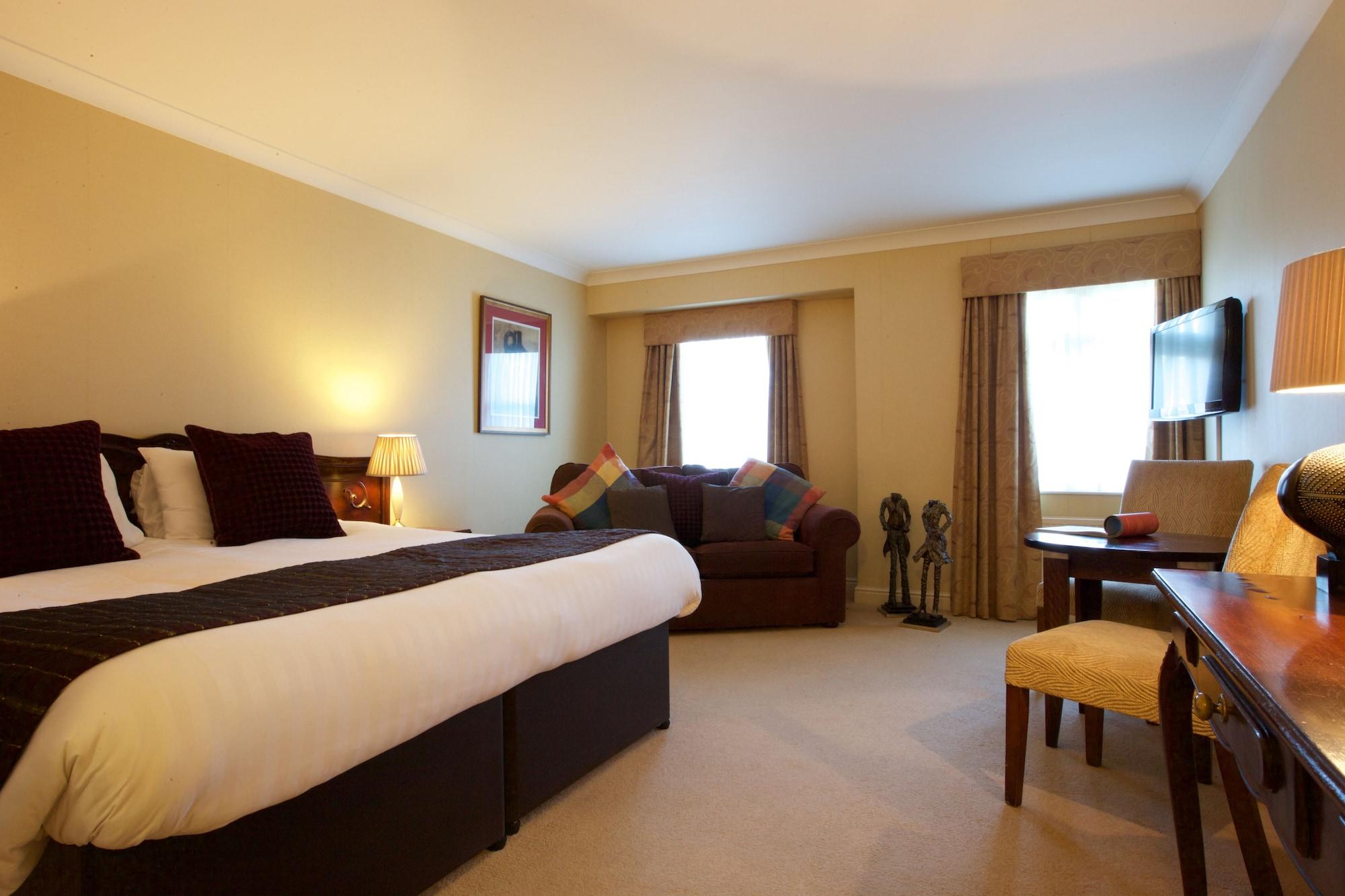 Wrexham Llyndir Hall Hotel, BW Signature Collection Честър Екстериор снимка