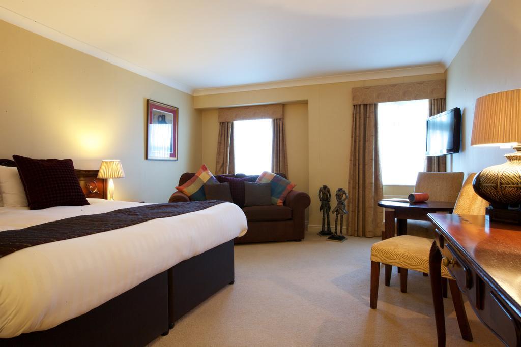 Wrexham Llyndir Hall Hotel, BW Signature Collection Честър Екстериор снимка