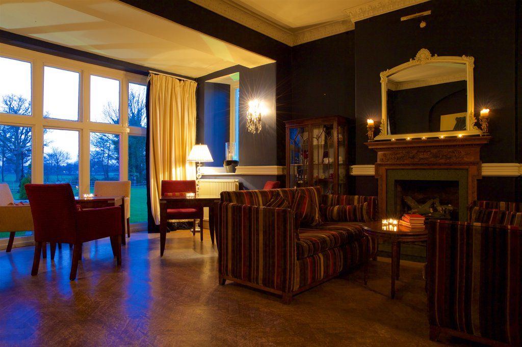 Wrexham Llyndir Hall Hotel, BW Signature Collection Честър Екстериор снимка