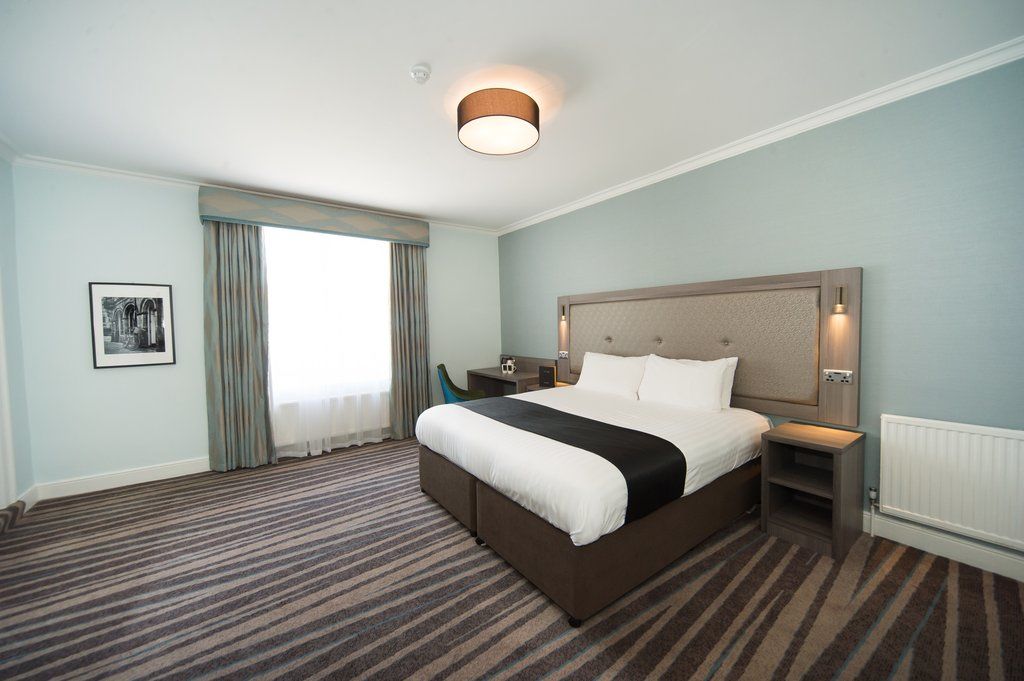 Wrexham Llyndir Hall Hotel, BW Signature Collection Честър Екстериор снимка